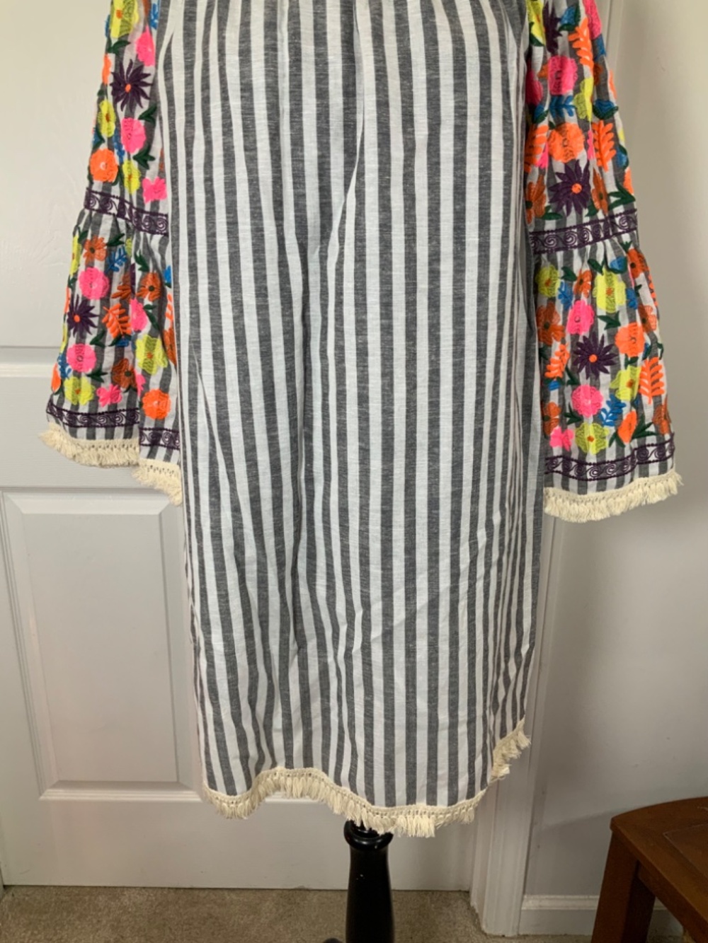 Boho Embroidered Floral Striped Fringe Tunic Shift Dress Large Philosopy - Picture 3 of 10